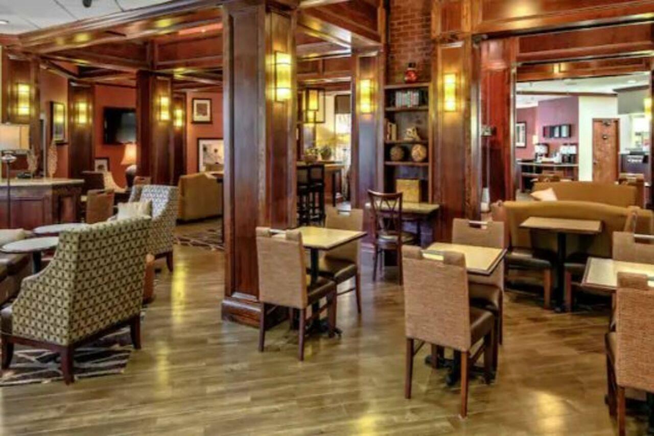 Hampton Inn & Suites Pigeon Forge On The Parkway Экстерьер фото